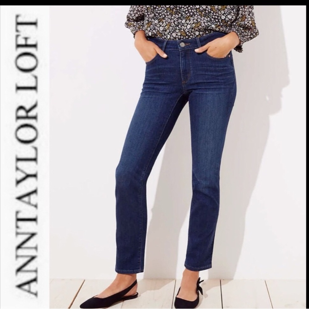 🌸 3/$25 LOFT | Straight Leg Jeans